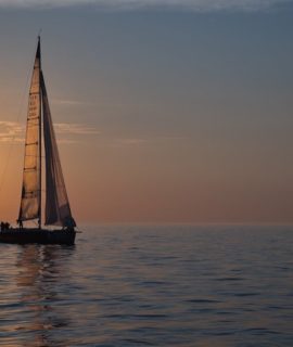 Sailing Deluxe Segeln Segeltörn Sonne mit der Ember Sea Mittelmeer Ostsee Baltikum Rostock Warnemünde Valencia Stockholm